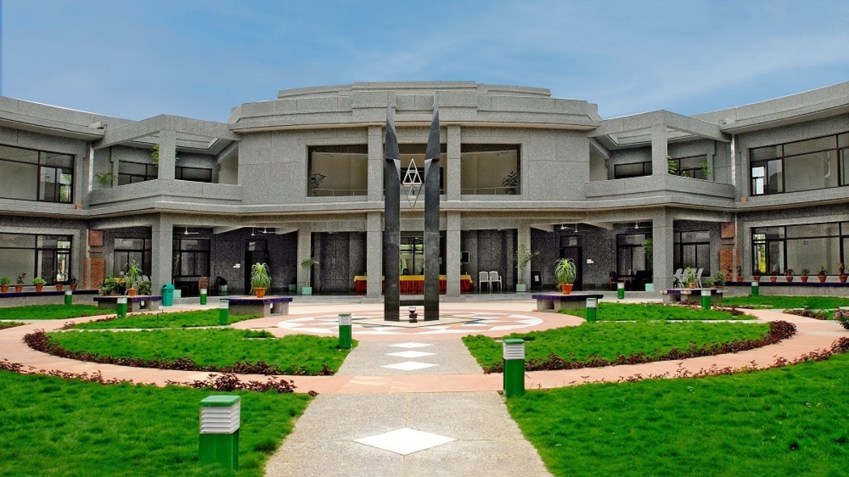 IIM Lucknow